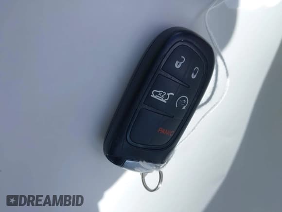 ✅ 2019 Jeep Cherokee Latitude Plus • VIN: 1C4PJMLX3KD418494 • Лот: 42763436. Опубликован ранее на IAAI с пробегом 112 006 миль. Бесплатный доступ к архиву аукционных продаж из США и подробный отчёт об истории автомобиля на DreamBid. Изображение 11.