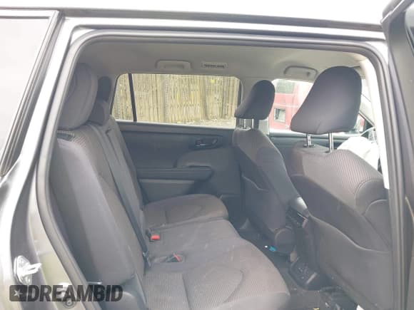 ✅ 2023 Toyota Highlander Hybrid LE • VIN: 5TDZARAH3PS526191 • Lot: 42212602. Listed on IAAI with 31,810 mi. Free auction sales archive from the USA and detailed vehicle history report at DreamBid. Image 8.