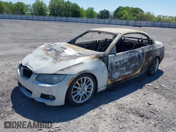 ✅ 2012 BMW 3 Series 328i • VIN: WBADW3C51CE824196 • Lot: 42012493. Listed on IAAI with Not provided. Free auction sales archive from the USA and detailed vehicle history report at DreamBid. Image 2.