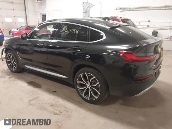 ✅ 2019 BMW X4 xDrive30i • VIN: 5UXUJ3C52KLG53004 • Lot: 42115980. Listed on IAAI with 53,566 mi. Free auction sales archive from the USA and detailed vehicle history report at DreamBid. Image 3.