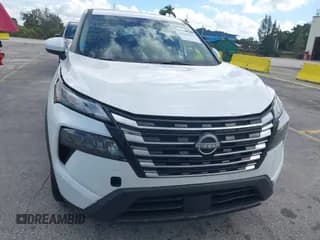 ✅ 2025 Nissan Rogue SV • VIN: JN8BT3BB5SW156779 • Lot: 43835967. Listed on IAAI with 19,692 mi. Free auction sales archive from the USA and detailed vehicle history report at DreamBid. Image 6.