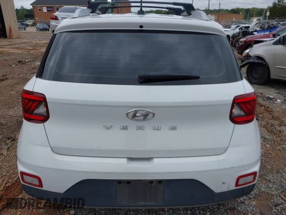 ✅ 2023 Hyundai Venue Limited • VIN: KMHRC8A33PU252068 • Лот: 43338569. Опубликован ранее на IAAI с пробегом 58 406 миль. Бесплатный доступ к архиву аукционных продаж из США и подробный отчёт об истории автомобиля на DreamBid. Изображение 17.