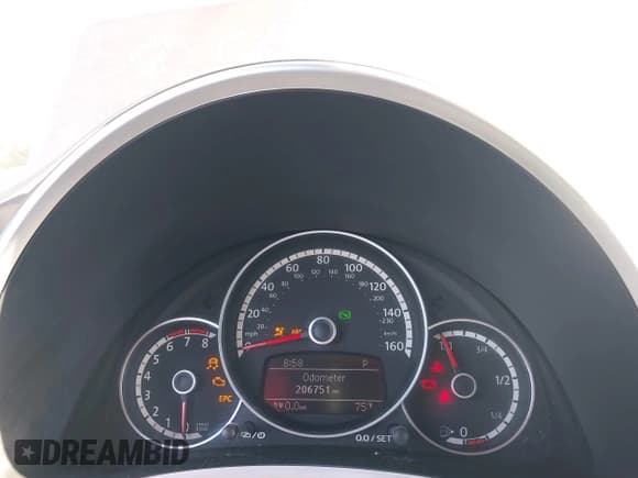 ✅ 2015 Volkswagen Beetle 1.8T w/Tech • VIN: 3VW507AT7FM802457 • Lot: 42695005. Listed on IAAI with 206,751 mi. Free auction sales archive from the USA and detailed vehicle history report at DreamBid. Image 7.