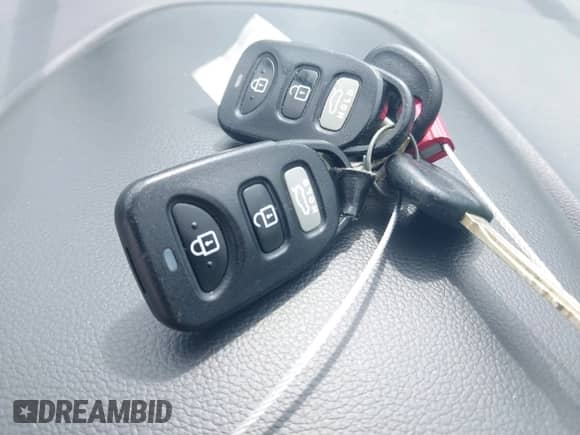 2017 Hyundai Elantra SE z VIN 5NPD84LF3HH180364, wystawiony jako IAAI lot #43339099 z przebiegiem 153 436 mil mil oraz . Historia ofert i sprzedaży dostępna na DreamBid. Obrazek 11.