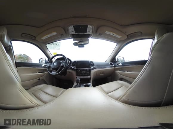 ✅ 2019 Jeep Grand Cherokee Limited • VIN: 1C4RJFBG3KC661945 • Lot: 43595832. Listed on IAAI with 72,668 mi. Free auction sales archive from the USA and detailed vehicle history report at DreamBid. Image 19.