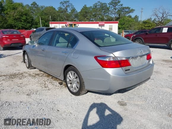 ✅ 2013 Honda Accord EX • VIN: 1HGCR2F71DA103190 • Lot: 41988456. Wystawiony na IAAI z przebiegiem 40 926 mil. Bezpłatny archiwum sprzedaży aukcyjnych z USA i szczegółowy raport historii pojazdu na DreamBid. Zdjęcie 3.