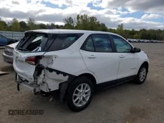 ✅ 2022 Chevrolet Equinox LS • VIN: 3GNAXSEV0NS243489 • Lot: 82027315. Wystawiony na Copart z przebiegiem 71 897 mil. Bezpłatny archiwum sprzedaży aukcyjnych z USA i szczegółowy raport historii pojazdu na DreamBid. Zdjęcie 3.