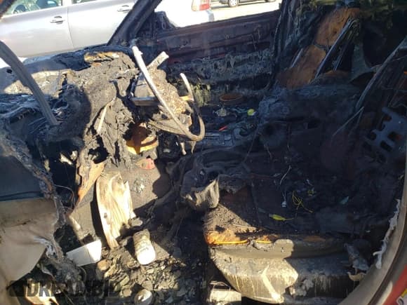 ✅ 2006 Dodge Charger • VIN: 2B3KA43G26H485155 • Лот: 54696685. Опубликован ранее на Copart с пробегом Не указан. Бесплатный доступ к архиву аукционных продаж из США и подробный отчёт об истории автомобиля на DreamBid. Изображение 7.