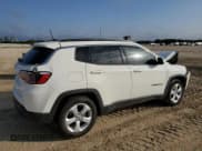✅ 2019 Jeep Compass Latitude • VIN: 3C4NJCBB7KT762945 • Lot: 55917165. Wystawiony na Copart z przebiegiem 100 854 mil. Bezpłatny archiwum sprzedaży aukcyjnych z USA i szczegółowy raport historii pojazdu na DreamBid. Zdjęcie 3.