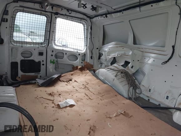 ✅ 2006 Ford Econoline Cargo • VIN: 1FTNE24L46HB42465 • Lot: 42187321. Listed on IAAI with 127,950 mi. Free auction sales archive from the USA and detailed vehicle history report at DreamBid. Image 8.