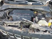 ✅ 2018 Jeep Compass Latitude • VIN: 3C4NJCBB9JT106129 • Lot: 43093766. Wystawiony na IAAI z przebiegiem 135 812 mil. Bezpłatny archiwum sprzedaży aukcyjnych z USA i szczegółowy raport historii pojazdu na DreamBid. Zdjęcie 10.