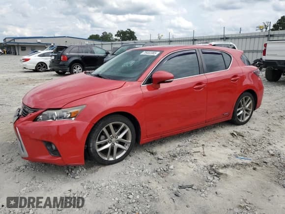 ✅ 2015 Lexus CT 200h • VIN: JTHKD5BH4F2211369 • Lot: 70452385. Wystawiony na Copart z przebiegiem 155 233 mil. Bezpłatny archiwum sprzedaży aukcyjnych z USA i szczegółowy raport historii pojazdu na DreamBid. Zdjęcie 1.