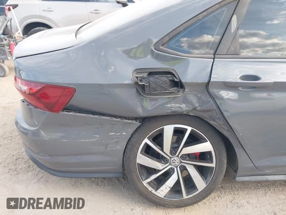 ✅ 2021 Volkswagen Jetta S • VIN: 3VW6T7BU9MM043990 • Лот: 43401422. Опубликован ранее на IAAI с пробегом 58 916 миль. Бесплатный доступ к архиву аукционных продаж из США и подробный отчёт об истории автомобиля на DreamBid. Изображение 6.