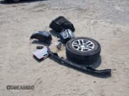 ✅ 2023 Chevrolet Suburban LT • VIN: 1GNSCCKD5PR278813 • Lot: 43251006. Wystawiony na IAAI z przebiegiem 89 249 mil. Bezpłatny archiwum sprzedaży aukcyjnych z USA i szczegółowy raport historii pojazdu na DreamBid. Zdjęcie 12.