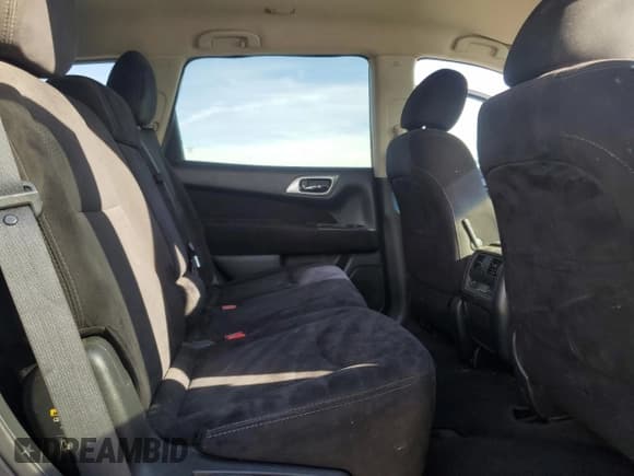 ✅ 2014 Nissan Pathfinder Platinum • VIN: 5N1AR2MN4EC660443 • Lot: 92269355. Wystawiony na Copart z przebiegiem Nie podano. Bezpłatny archiwum sprzedaży aukcyjnych z USA i szczegółowy raport historii pojazdu na DreamBid. Zdjęcie 11.