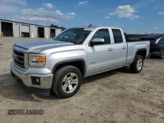 ✅ 2015 GMC Sierra 1500 SLE • VIN: 1GTR1UEC2FZ431779 • Лот: 70936475. Опубликован ранее на Copart с пробегом 147 085 миль. Бесплатный доступ к архиву аукционных продаж из США и подробный отчёт об истории автомобиля на DreamBid. Изображение 1.