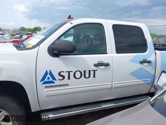 ✅ 2012 GMC Sierra 1500 SLE • VIN: 3GTP2VE77CG119109 • Lot: 42388856. Wystawiony na IAAI z przebiegiem 194 482 mil. Bezpłatny archiwum sprzedaży aukcyjnych z USA i szczegółowy raport historii pojazdu na DreamBid. Zdjęcie 14.