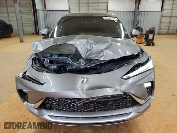 ✅ 2025 Buick Envista Avenir • VIN: KL47LCEP0SB221161 • Lot: 70740165. Wystawiony na Copart z przebiegiem 4 mil. Bezpłatny archiwum sprzedaży aukcyjnych z USA i szczegółowy raport historii pojazdu na DreamBid. Zdjęcie 5.