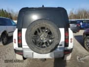 ✅ 2021 Land Rover Defender S • VIN: SALEJ7RX3M2038868 • Lot: 49911404. Wystawiony na Copart z przebiegiem 48 402 mil. Bezpłatny archiwum sprzedaży aukcyjnych z USA i szczegółowy raport historii pojazdu na DreamBid. Zdjęcie 6.