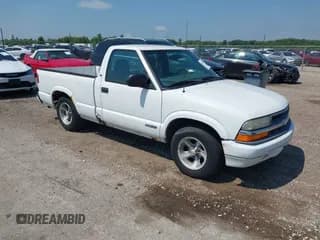 ✅ 1999 Chevrolet S-10 LS • VIN: 1GCCS14X3XK240212 • Lot: 42671847. Listed on IAAI with 159,804 mi. Free auction sales archive from the USA and detailed vehicle history report at DreamBid. Image 1.