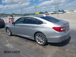 ✅ 2021 Honda Accord LX • VIN: 1HGCV1F15MA016913 • Lot: 43478976. Wystawiony na IAAI z przebiegiem 76 813 mil. Bezpłatny archiwum sprzedaży aukcyjnych z USA i szczegółowy raport historii pojazdu na DreamBid. Zdjęcie 3.