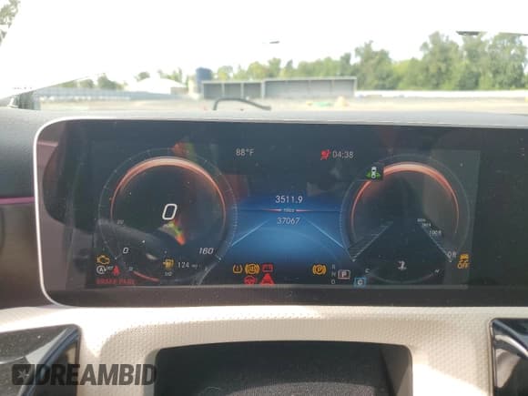 ✅ 2019 Mercedes-Benz A 220 • VIN: WDD3G4EB1KW025277 • Lot: 68977005. Listed on Copart with 37,067 mi. Free auction sales archive from the USA and detailed vehicle history report at DreamBid. Image 9.