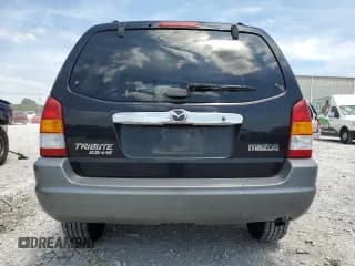 ✅ 2002 Mazda Tribute LX • VIN: 4F2YU09182KM12760 • Лот: 61292724. Опубликован ранее на Copart с пробегом 226 479 миль. Бесплатный доступ к архиву аукционных продаж из США и подробный отчёт об истории автомобиля на DreamBid. Изображение 6.