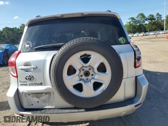 ✅ 2008 Toyota RAV4 • VIN: JTMZK33VX85022323 • Lot: 64837955. Wystawiony na Copart z przebiegiem 126 243 mil. Bezpłatny archiwum sprzedaży aukcyjnych z USA i szczegółowy raport historii pojazdu na DreamBid. Zdjęcie 6.