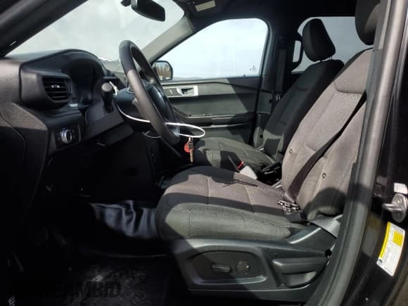 ✅ 2021 Ford Police Interceptor Utility • VIN: 1FM5K8ABXMGA33790 • Lot: 47012965. Wystawiony na Copart z przebiegiem 52 296 mil. Bezpłatny archiwum sprzedaży aukcyjnych z USA i szczegółowy raport historii pojazdu na DreamBid. Zdjęcie 7.