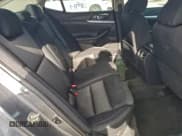 ✅ 2017 Nissan Maxima S • VIN: 1N4AA6AP8HC399837 • Lot: 93351205. Listed on Copart with 182,416 mi. Free auction sales archive from the USA and detailed vehicle history report at DreamBid. Image 10.