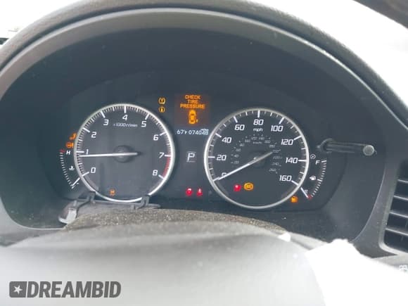 ✅ 2018 Acura ILX Premium • VIN: 19UDE2F7XJA001012 • Lot: 42391193. Wystawiony na IAAI z przebiegiem 74 048 mil. Bezpłatny archiwum sprzedaży aukcyjnych z USA i szczegółowy raport historii pojazdu na DreamBid. Zdjęcie 7.