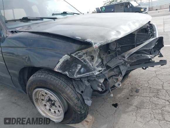 ✅ 1998 Toyota Tacoma • VIN: 4TAVL52N8WZ094857 • Лот: 43677112. Опубликован ранее на IAAI с пробегом 242 052 миль. Бесплатный доступ к архиву аукционных продаж из США и подробный отчёт об истории автомобиля на DreamBid. Изображение 6.