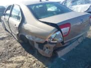 ✅ 2008 Mercury Milan Premier • VIN: 3MEHM02148R662431 • Lot: 41082625. Listed on IAAI with 133,652 mi. Free auction sales archive from the USA and detailed vehicle history report at DreamBid. Image 6.