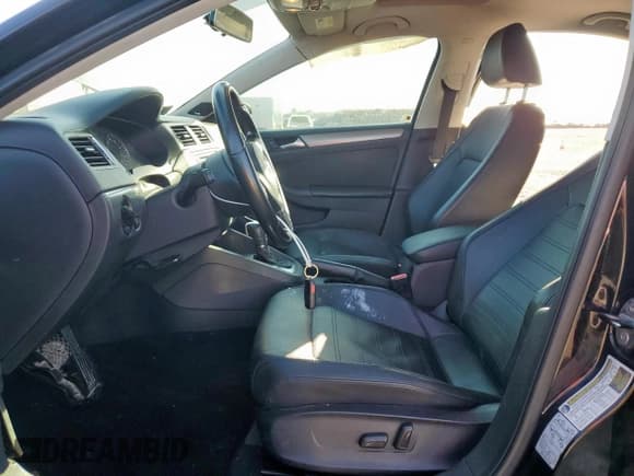 ✅ 2013 Volkswagen Jetta SEL • VIN: 3VWLX7AJ2DM374070 • Lot: 71625675. Listed on Copart with 129,245 mi. Free auction sales archive from the USA and detailed vehicle history report at DreamBid. Image 7.