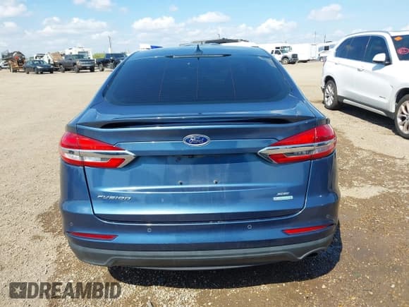 ✅ 2019 Ford Fusion SE • VIN: 3FA6P0HD9KR231582 • Лот: 43257640. Опубликован ранее на IAAI с пробегом 84 431 миль. Бесплатный доступ к архиву аукционных продаж из США и подробный отчёт об истории автомобиля на DreamBid. Изображение 16.