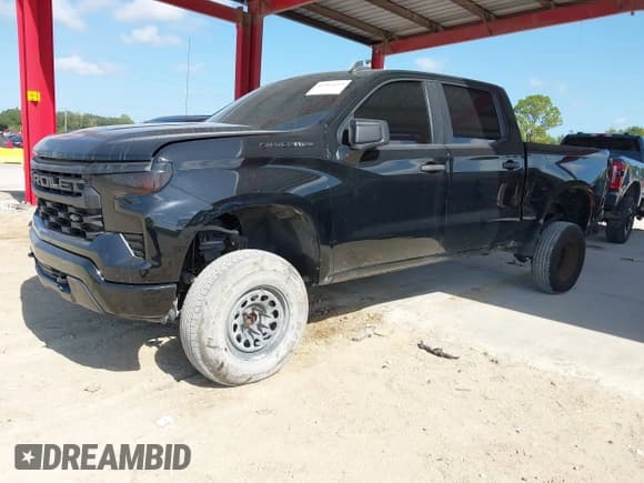 ✅ 2023 Chevrolet Silverado 1500 Custom • VIN: 3GCPABEKXPG123280 • Lot: 43063619. Wystawiony na IAAI z przebiegiem 70 772 mil. Bezpłatny archiwum sprzedaży aukcyjnych z USA i szczegółowy raport historii pojazdu na DreamBid. Zdjęcie 2.