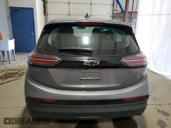 ✅ 2023 Chevrolet Bolt EV 1LT • VIN: 1G1FW6S08P4194751 • Lot: 69592084. Wystawiony na Copart z przebiegiem 26 676 mil. Bezpłatny archiwum sprzedaży aukcyjnych z USA i szczegółowy raport historii pojazdu na DreamBid. Zdjęcie 6.