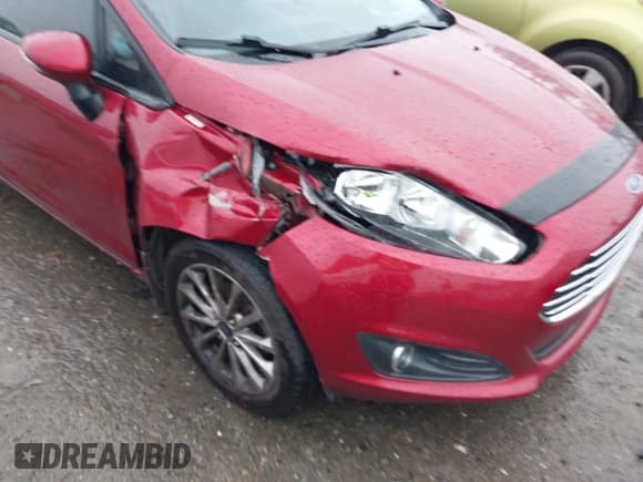 ✅ 2014 Ford Fiesta SE • VIN: 3FADP4EJ4EM160544 • Lot: 43680998. Wystawiony na IAAI z przebiegiem 89 225 mil. Bezpłatny archiwum sprzedaży aukcyjnych z USA i szczegółowy raport historii pojazdu na DreamBid. Zdjęcie 6.