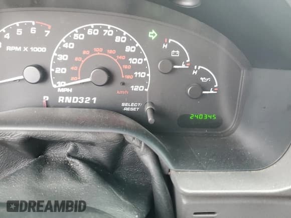 ✅ 2002 Ford Explorer XLS • VIN: 1FMZU62E12UB45918 • Lot: 50045635. Listed on Copart with 240,345 mi. Free auction sales archive from the USA and detailed vehicle history report at DreamBid. Image 9.