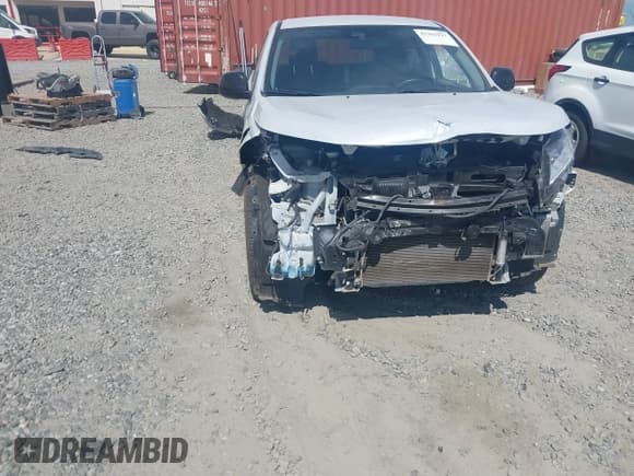 ✅ 2022 Mitsubishi Outlander ES • VIN: JA4APUAU1NU016680 • Lot: 43361927. Wystawiony na IAAI z przebiegiem 78 805 mil. Bezpłatny archiwum sprzedaży aukcyjnych z USA i szczegółowy raport historii pojazdu na DreamBid. Zdjęcie 6.