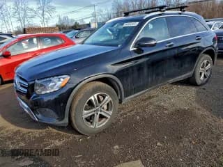✅ 2019 Mercedes-Benz GLC 300 • VIN: WDC0G4KB3KV166028 • Lot: 94652465. Wystawiony na Copart z przebiegiem 188 883 mil. Bezpłatny archiwum sprzedaży aukcyjnych z USA i szczegółowy raport historii pojazdu na DreamBid. Zdjęcie 1.