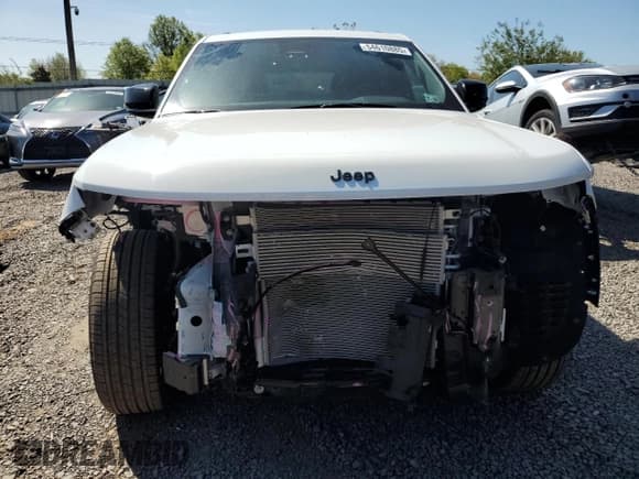 ✅ 2025 Jeep Grand Cherokee Altitude X • VIN: 1C4RJHAG3SC265558 • Lot: 54610885. Listed on Copart with 4,607 mi. Free auction sales archive from the USA and detailed vehicle history report at DreamBid. Image 5.