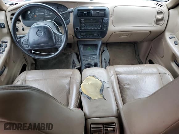 ✅ 1999 Mercury Mountaineer • VIN: 4M2DU55P5XUJ16364 • Lot: 57493435. Listed on Copart with 166,256 mi. Free auction sales archive from the USA and detailed vehicle history report at DreamBid. Image 8.