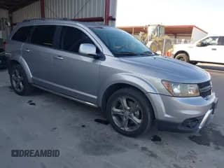 2015 Dodge Journey Crossroad z VIN 3C4PDCGG1FT691798, wystawiony jako IAAI lot #43526857 z przebiegiem 161 251 mil mil oraz . Historia ofert i sprzedaży dostępna na DreamBid. Obrazek 1.