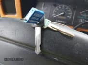 ✅ 1994 Ford Econoline Cargo • VIN: 1FDEE14H3RHA88596 • Lot: 41948461. Wystawiony na IAAI z przebiegiem 188 321 mil. Bezpłatny archiwum sprzedaży aukcyjnych z USA i szczegółowy raport historii pojazdu na DreamBid. Zdjęcie 11.