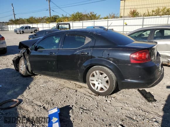 ✅ 2014 Dodge Avenger SE • VIN: 1C3CDZAB5EN107176 • Lot: 77333194. Wystawiony na Copart z przebiegiem 186 184 mil. Bezpłatny archiwum sprzedaży aukcyjnych z USA i szczegółowy raport historii pojazdu na DreamBid. Zdjęcie 2.