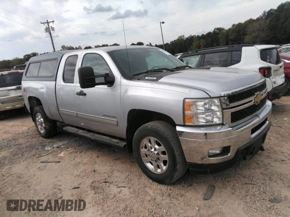 ✅ 2012 Chevrolet Silverado 2500HD LT • VIN: 1GC2KXCG1CZ337684 • Lot: 40494392. Wystawiony na IAAI z przebiegiem Nie podano. Bezpłatny archiwum sprzedaży aukcyjnych z USA i szczegółowy raport historii pojazdu na DreamBid. Zdjęcie 1.