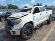 ✅ 2018 Toyota Tundra SR5 • VIN: 5TFDW5F12JX699931 • Лот: 43405028. Опубликован ранее на IAAI с пробегом 199 955 миль. Бесплатный доступ к архиву аукционных продаж из США и подробный отчёт об истории автомобиля на DreamBid. Изображение 2.