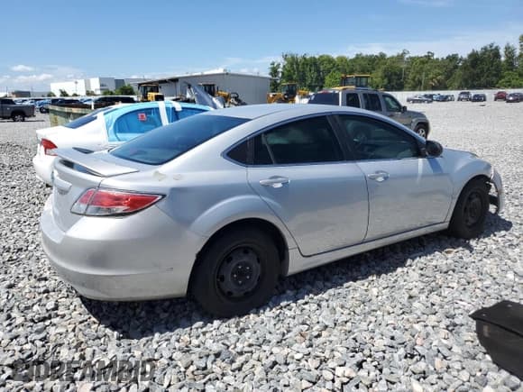 ✅ 2009 Mazda 6 i Sport • VIN: 1YVHP81A995M17194 • Лот: 68468365. Опубликован ранее на Copart с пробегом Не указан. Бесплатный доступ к архиву аукционных продаж из США и подробный отчёт об истории автомобиля на DreamBid. Изображение 3.