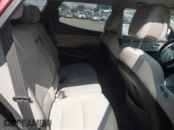 ✅ 2016 Hyundai Santa Fe • VIN: 5XYZT3LB2GG363031 • Lot: 42868870. Wystawiony na IAAI z przebiegiem 118 130 mil. Bezpłatny archiwum sprzedaży aukcyjnych z USA i szczegółowy raport historii pojazdu na DreamBid. Zdjęcie 8.